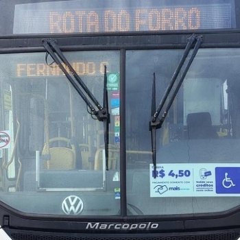 PREFEITURA DISPONIBILIZA LINHAS ESPECIAIS PARA FORR� CAJU E ARRAI� DO POVO