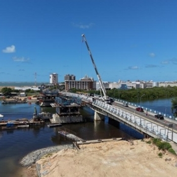 OBRA DA PONTE GODOFREDO DINIZ TER� NOVO PARE E SIGA A PARTIR DESTA QUINTA