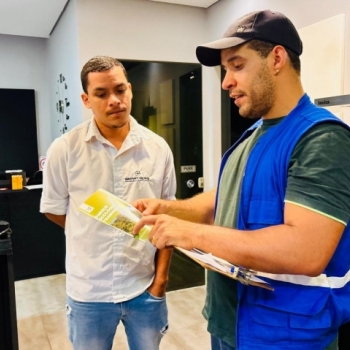 PREFEITURA D� CONTINUIDADE A A��ES DE EDUCA��O AMBIENTAL EM IM�VEIS PR�XIMOS AO PARQUE TRAMANDA�