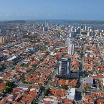 STF PRO�BE MUNIC�PIOS DE USAR TAMANHO DO IM�VEL PARA CALCULAR IPTU